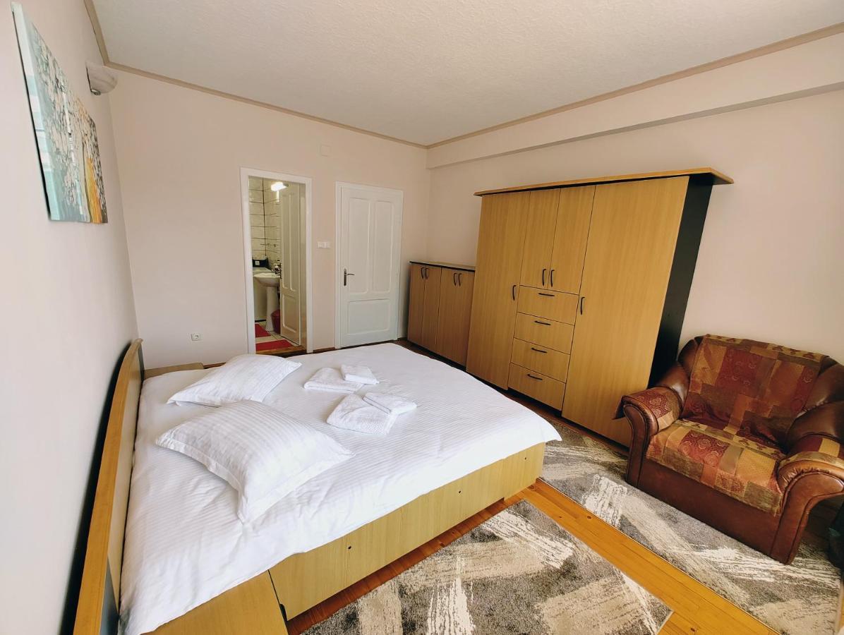 Ten'S Apartment - Spatios Si Linistit Cluj-Napoca Eksteriør billede